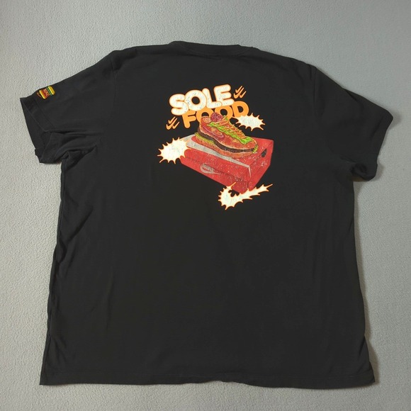 Nike Sole Food Graphic T-Shirt Mens 2XL Black Burger Sneaker Print Tee - Picture 6 of 11